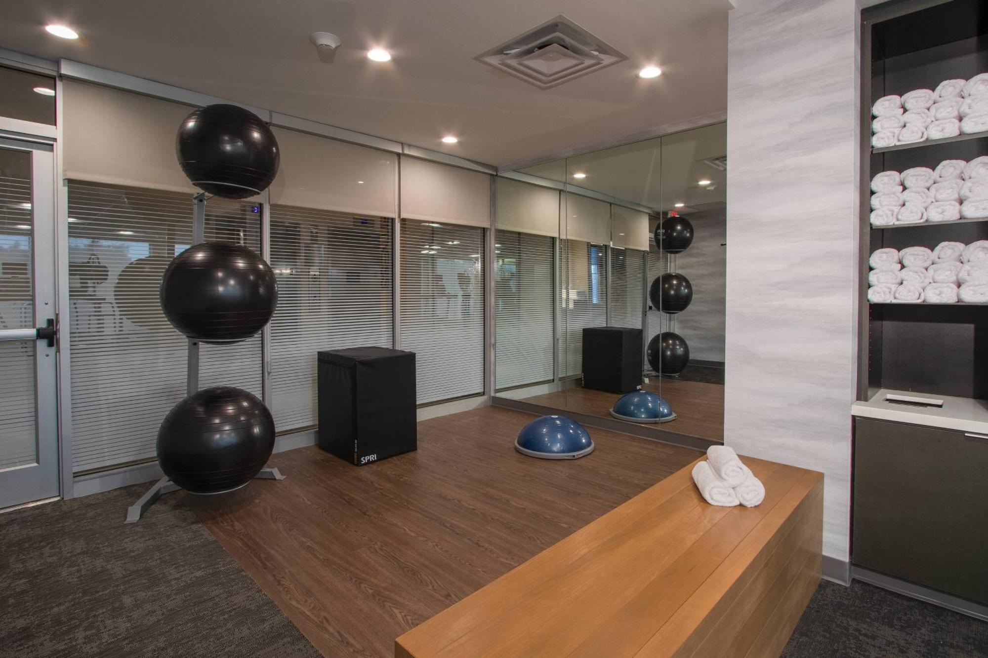 Fairfield Inn & Suites Duncan Luaran gambar